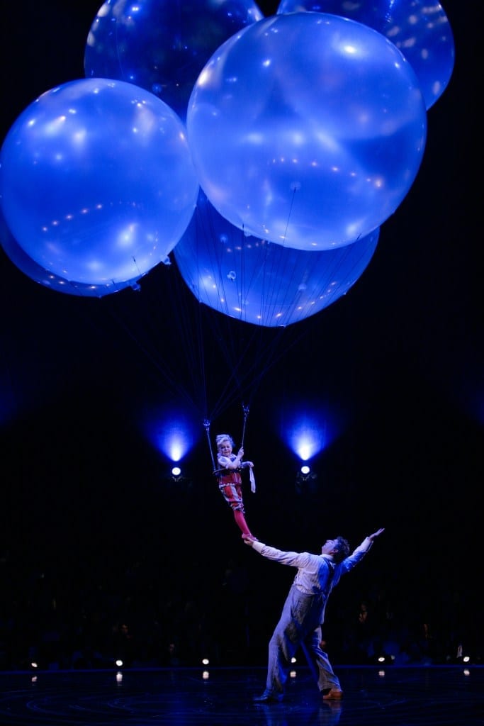 Helium Dance Lucas Saporiti Costumes Dominique Lemieux 2015 Cirque Du Soleil Photo 4